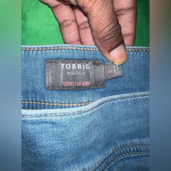NWT Torrid Light Blue Crop Lean Ankle Jeans size 6X - Picture 4 of 10